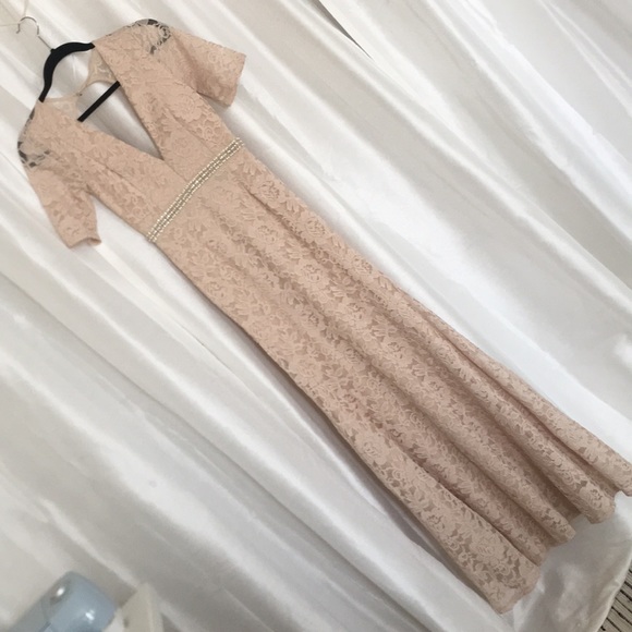 Beautiful Lace Mermaid Gown with Deep V - Picture 3 of 8